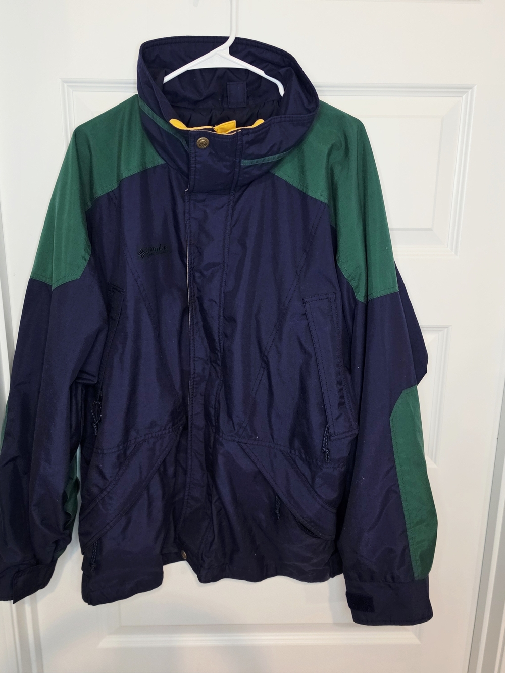 Vintage Columbis Men's Navy and Forest Green Shell Jacket